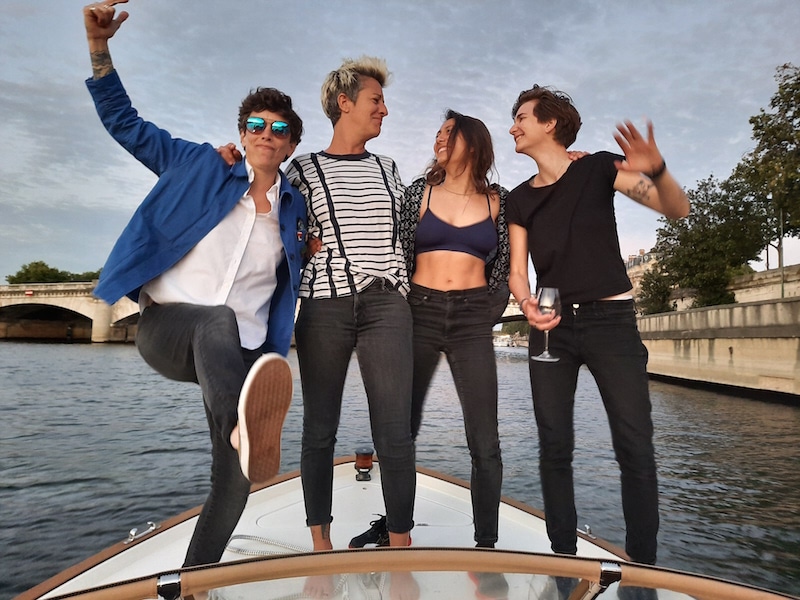 WeBoat, balade apéro, bateau privé, Seine, Mariage, EVG, EVJF