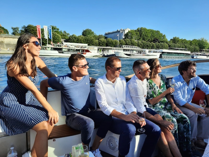 WeBoat, balade apéro, bateau privé, Seine, Mariage, EVG, EVJF