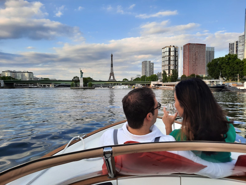 WeBoat, balade apéro, bateau privé, Seine, Mariage, EVG, EVJF
